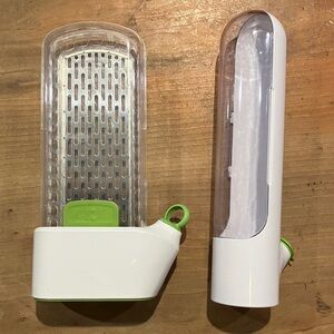 Herb saver Storage Containers by Prepara